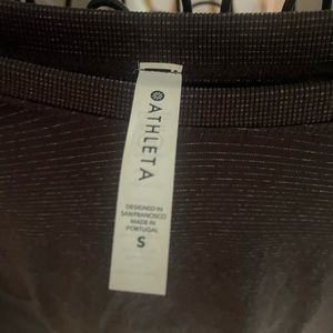 Athleta top